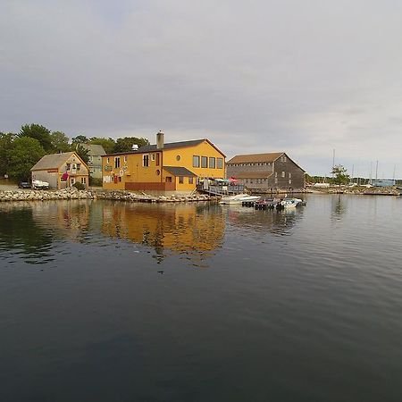 Inner Harbor Inn Shelburne Ngoại thất bức ảnh