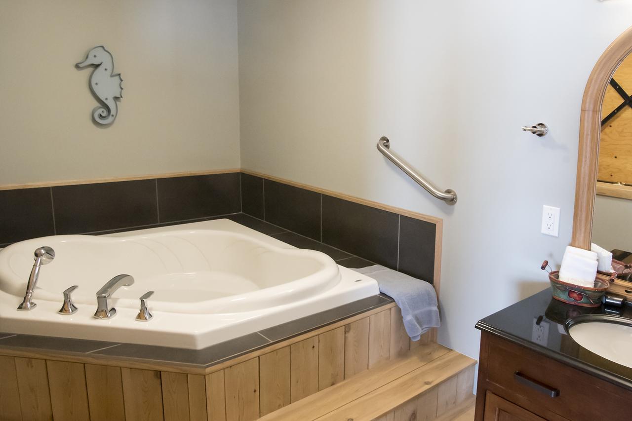 Inner Harbor Inn Shelburne Ngoại thất bức ảnh